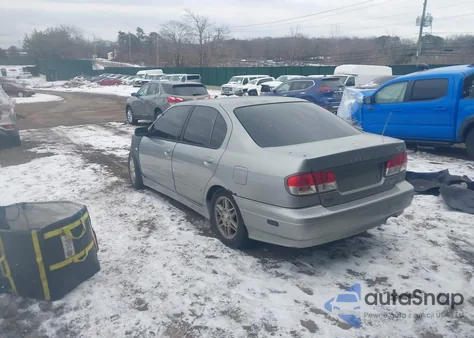 2000 Infiniti G20 Luxury/Touring z USA, uszkodzony, nr VIN JNKCP11A4YT304883